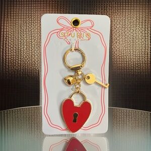Studio Heart&Lock Keychain